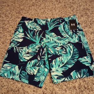 Men's Under Armour Golf Shorts. Waist 36.